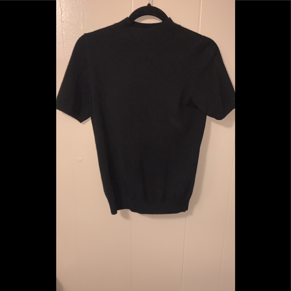 Black sweater tee
